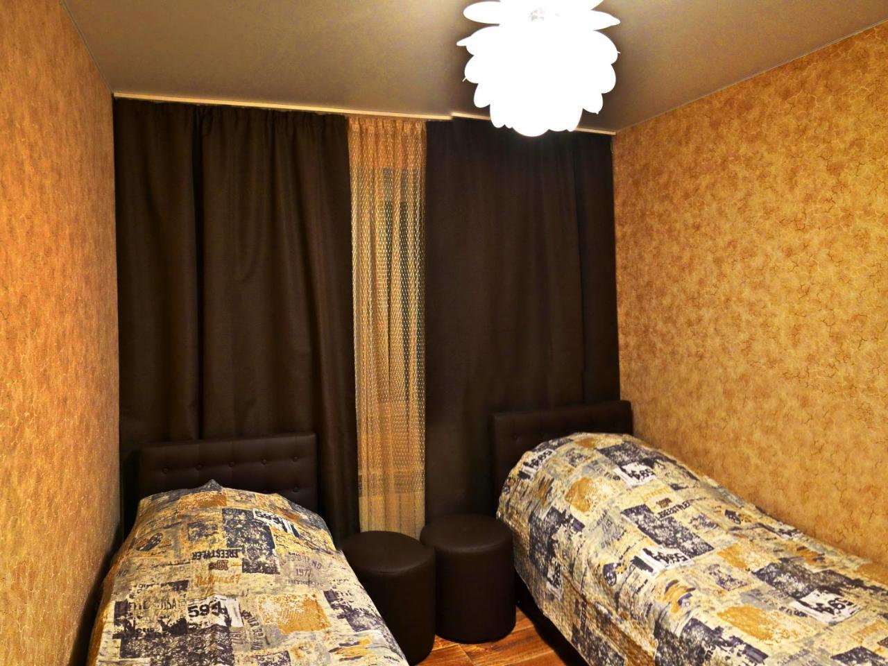 Apartlux 3 *